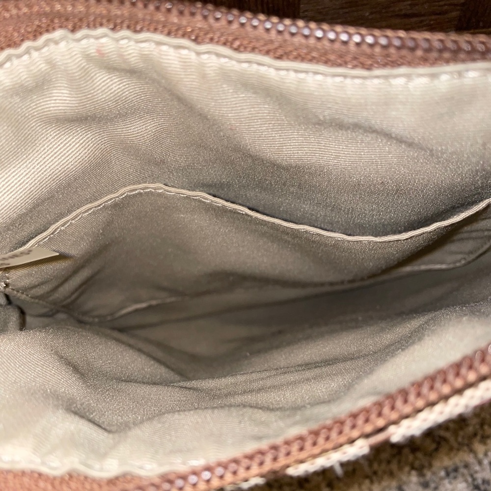 Coach crossbody purse - Picture 4 of 6